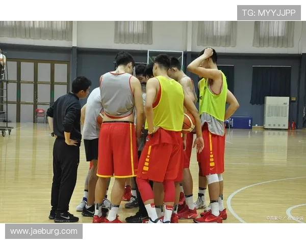 杭州篮球队荣登篮球配合排行榜第三名展现团队实力与默契